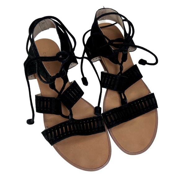Caslon Elegant Leather Black Tan Gladiator Flat Sandals Straps 8 - Picture 1 of 11